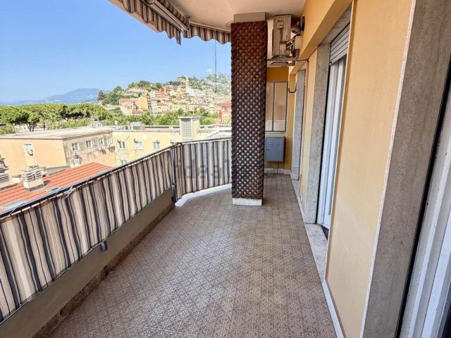 Appartamento in vendita a Ventimiglia, Liguria