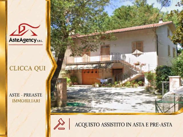 Appartamento in vendita a Marche, Macerata