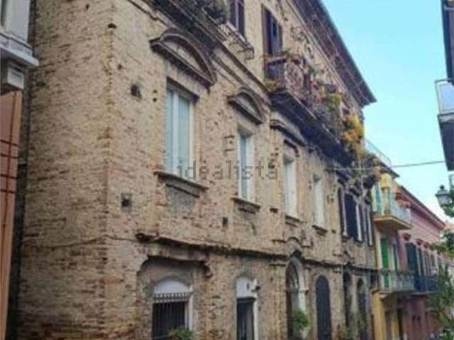 Appartamento in vendita a Città Sant'Angelo, Pescara