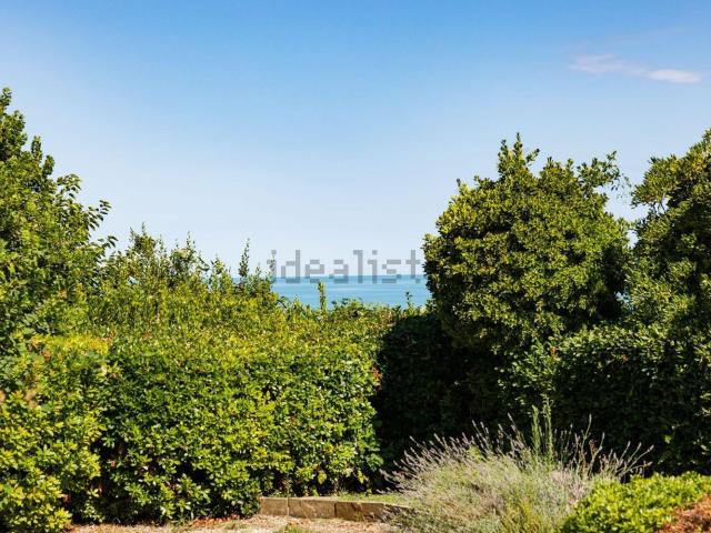 Appartamento in vendita a Vigna del Mare, Marche