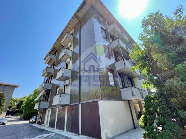 Appartamento in vendita a Castel San Giovanni, Reggio Emilia