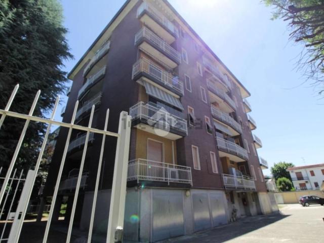 Appartamento in vendita a Sedriano, Lombardia