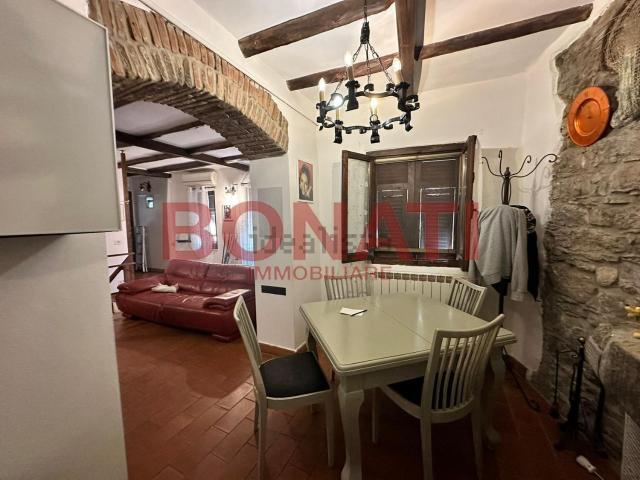 Appartamento in vendita a Santo Stefano Di Magra, Liguria