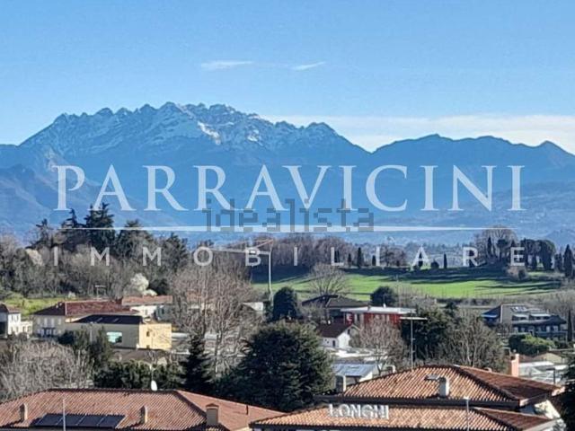 Appartamento in vendita a Inverigo, Lombardia