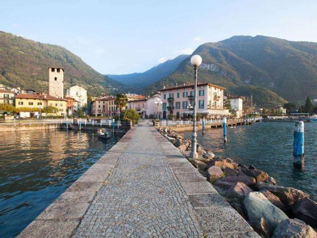 Appartamento in vendita a Comunità montana del Sebino bresciano, Pisogne