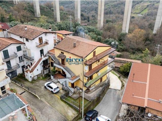 Appartamento in vendita a Futani, Campania