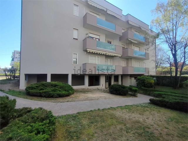 Appartamento in vendita a Sant'Albino, Monza