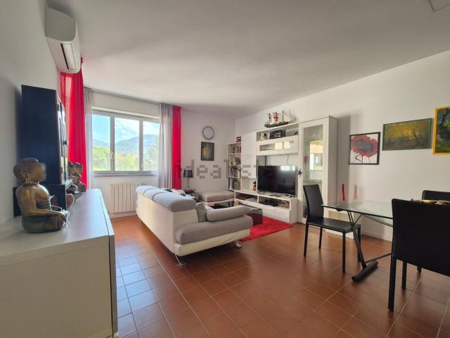 Appartamento in vendita a Struppa, Genova