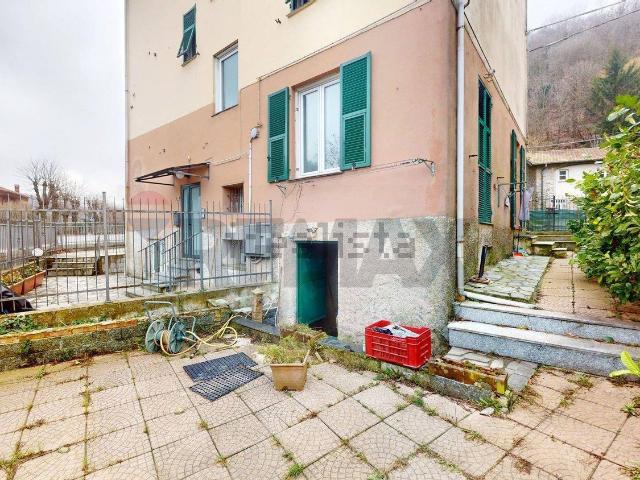 Appartamento in vendita a Savignone, Liguria