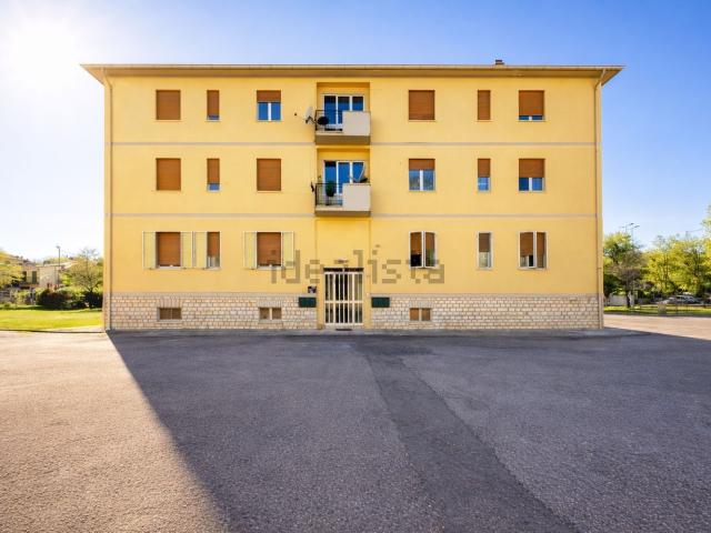 Appartamento in vendita a Felcioni, Marche