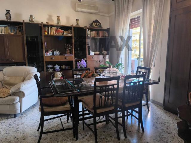 Appartamento in vendita a Municipio 2, Puglia