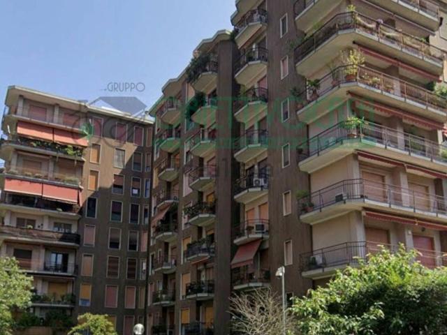 Appartamento in vendita a Molinetto di Lorenteggio, Corsico