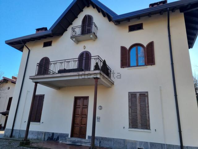Appartamento in vendita a Oliveto Lario, Lombardia