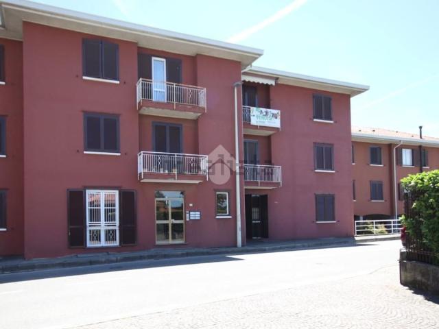 Appartamento in vendita a Barzanò, Lombardia