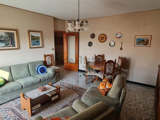 Appartamento in vendita a Vallecrosia, Liguria
