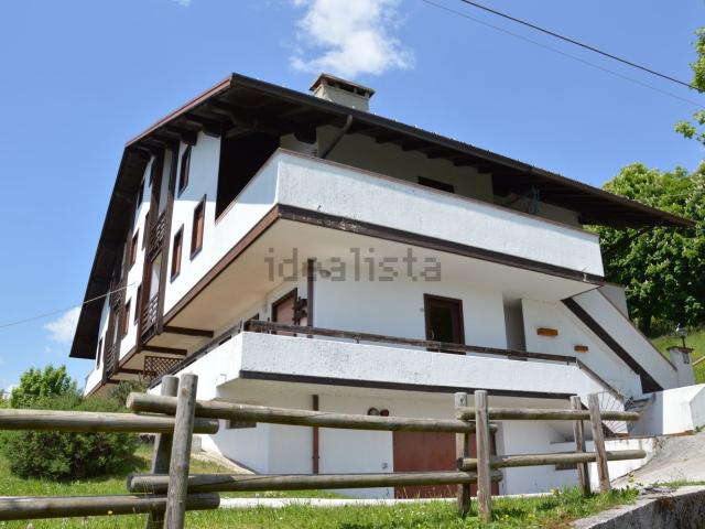 Appartamento in vendita a Canove Di Roana, Veneto