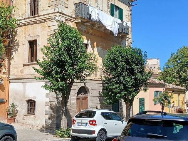 Appartamento in vendita a Chieti, Abruzzo