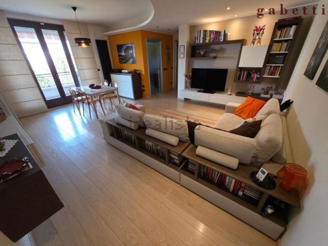 Appartamento in vendita a Cornaredo, Milano