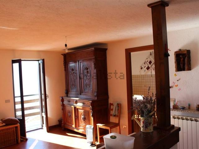 Appartamento in vendita a Ravet, Emarese