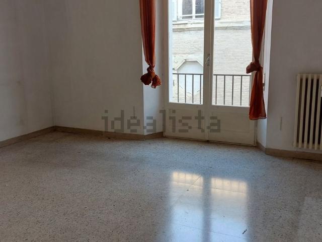 Appartamento in vendita a Centro storico, Marche