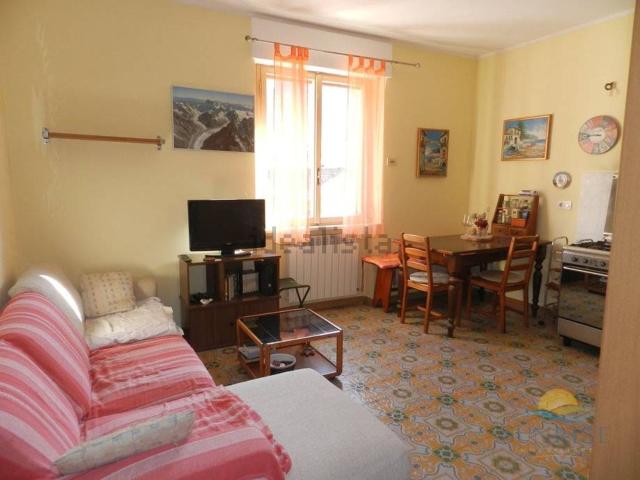 Appartamento in vendita a Isola Del Cantone, Liguria