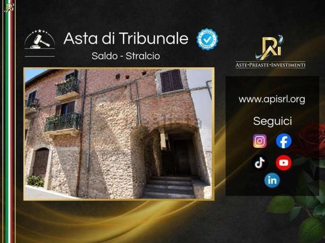 Appartamento in vendita a Luco dei Marsi, L'Aquila
