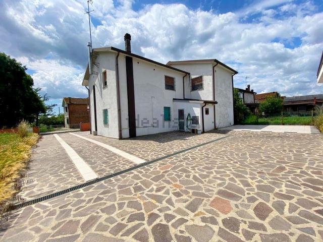 Appartamento in vendita a Unione Terre e Fiumi, Copparo