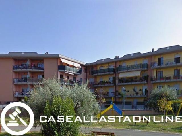 Appartamento in vendita a Valdaso, Marche