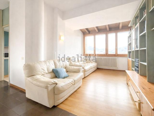 Appartamento in vendita a Valle Olona, Varese