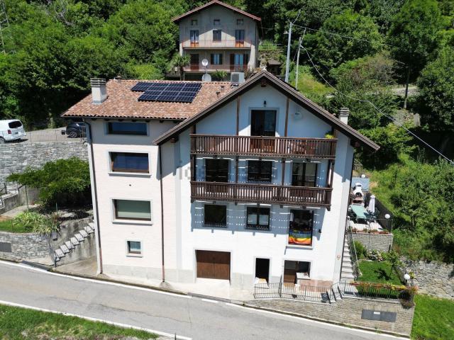 Appartamento in vendita a Sorico, Lombardia
