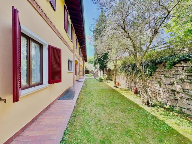Appartamento in vendita a Corte Franca, Lombardia