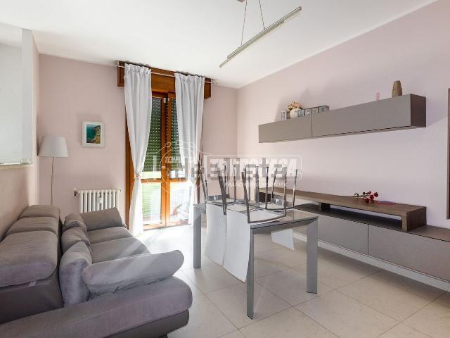 Appartamento in vendita a Santo Stefano esterna, Re