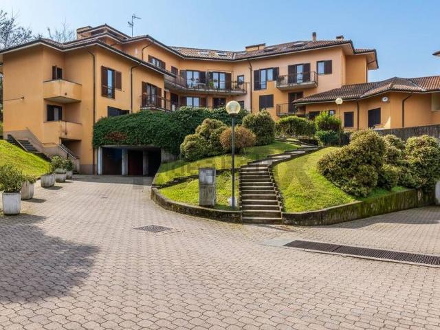 Appartamento in vendita a Comunità Montana Valli del Verbano, Porto Valtravaglia