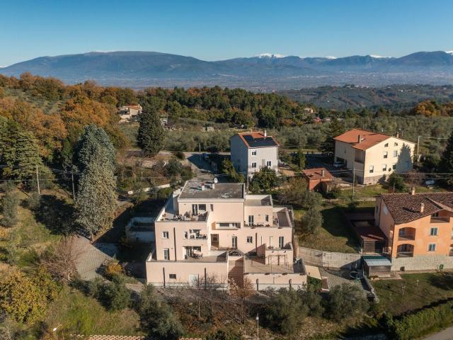 Appartamento in vendita a Gualdo Cattaneo, Umbria
