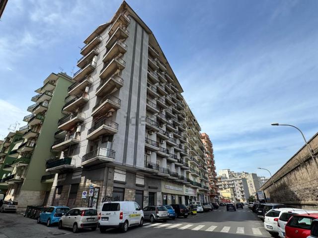 Appartamento in vendita a Taranto