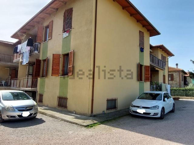 Appartamento in vendita a Passignano Sul Trasimeno, Umbria