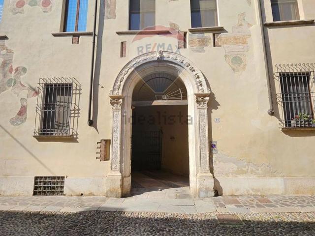 Attico in vendita a Fiera-Catena, San Giorgio Di Mantova