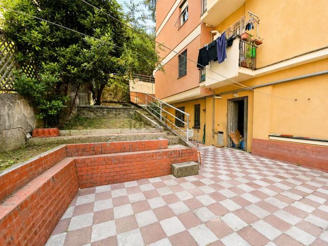 Appartamento in vendita a Bassa Val Bisagno, Serra Riccò