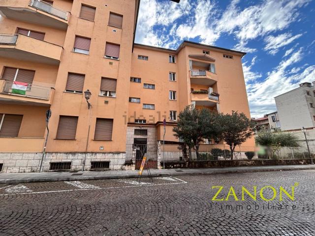 Appartamento in vendita a Borgo Castello, Gorizia