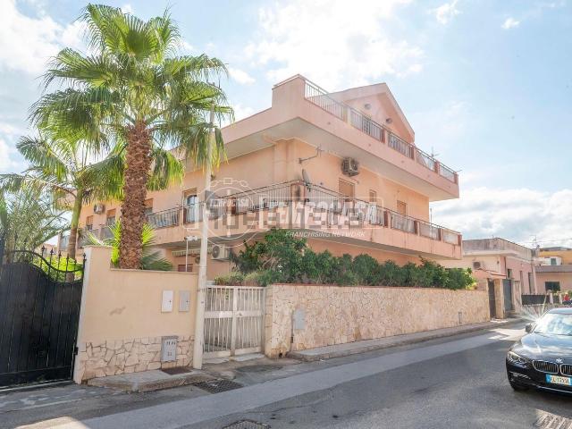Appartamento in vendita a Granatari, Messina