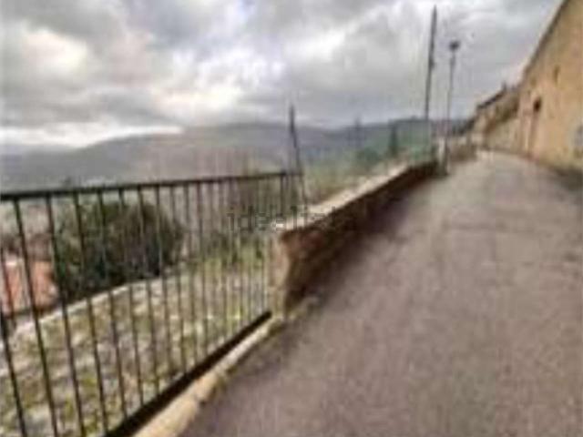 Appartamento in vendita a Cortona, Toscana