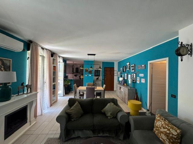 Appartamento in vendita a Caserme, Como