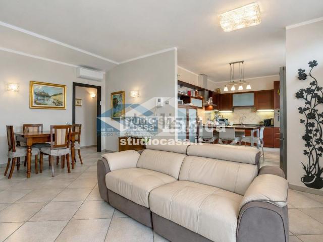 Appartamento in vendita a Zanica, Bergamo