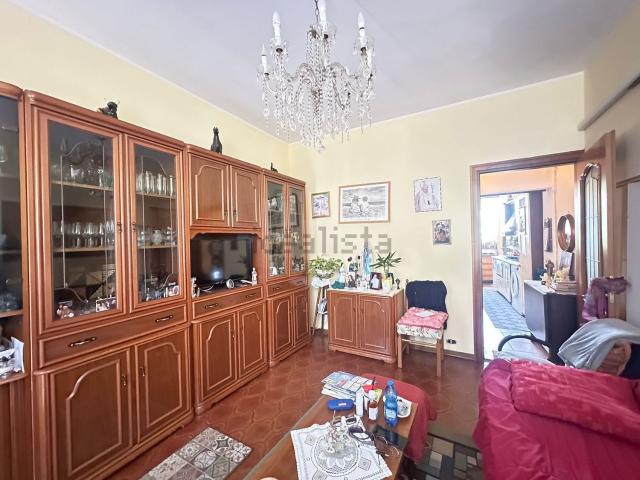 Appartamento in vendita a Landriano, Lombardia