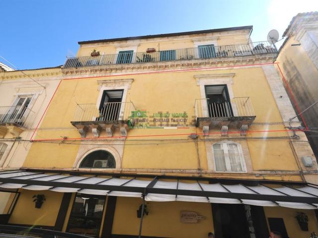 Appartamento in vendita a Cappuccini, Ragusa