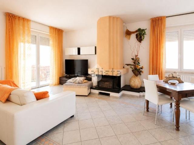 Appartamento in vendita a Cascina, Toscana
