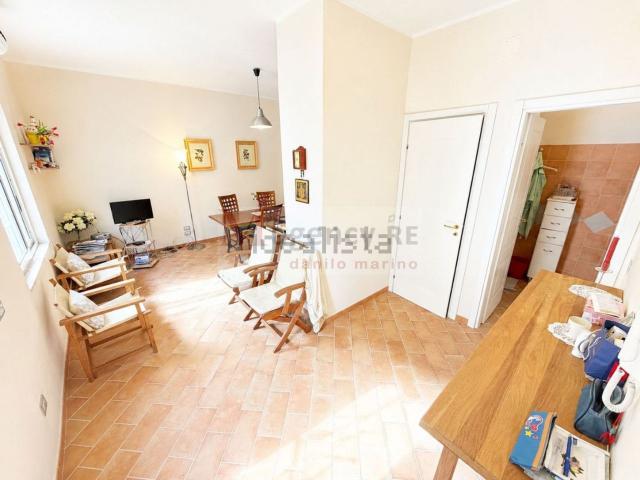 Appartamento in vendita a Calabria, Reggio Calabria
