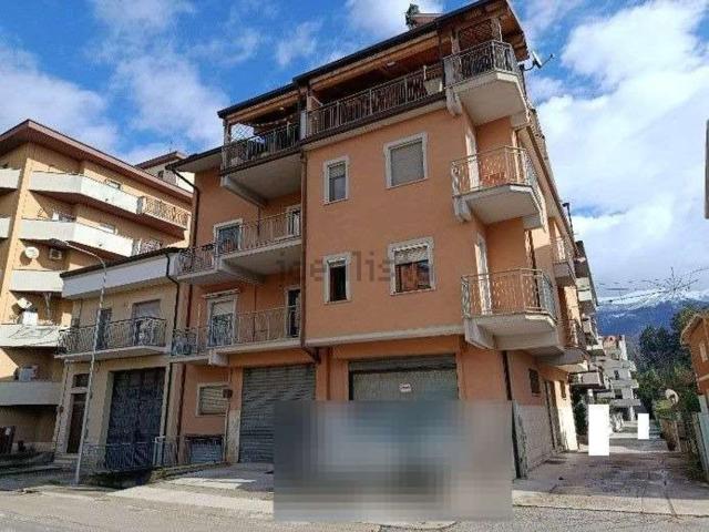 Appartamento in vendita a Pratola Peligna, L'Aquila