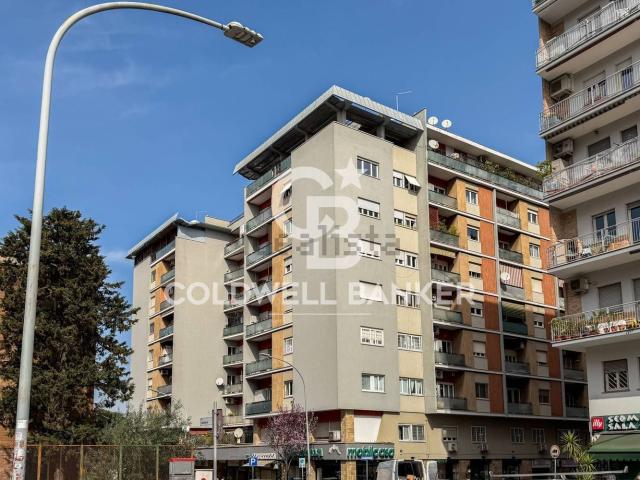 Appartamento in vendita a Municipio Roma VIII, Roma Capitale