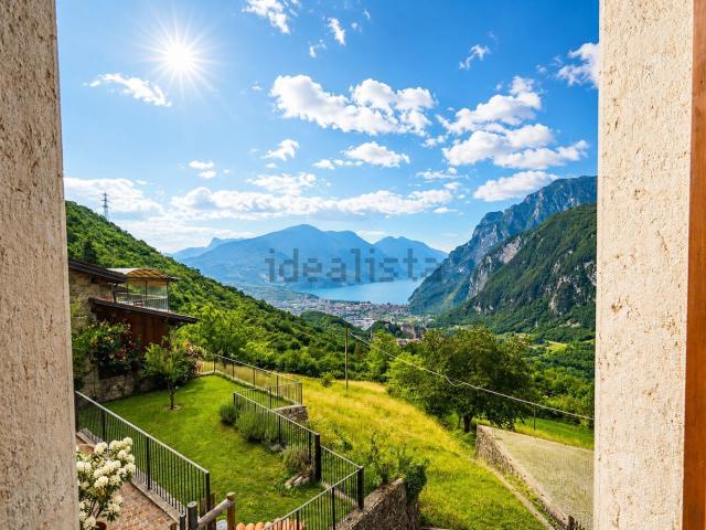Appartamento in vendita a Comunità Alto Garda e Ledro, Tenno